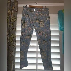 Tuckernuck Blue Floral Leggings